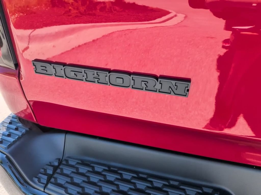 New 2026 Molten Red Pearl-Coat Exterior Paint RAM Big Horn image 11