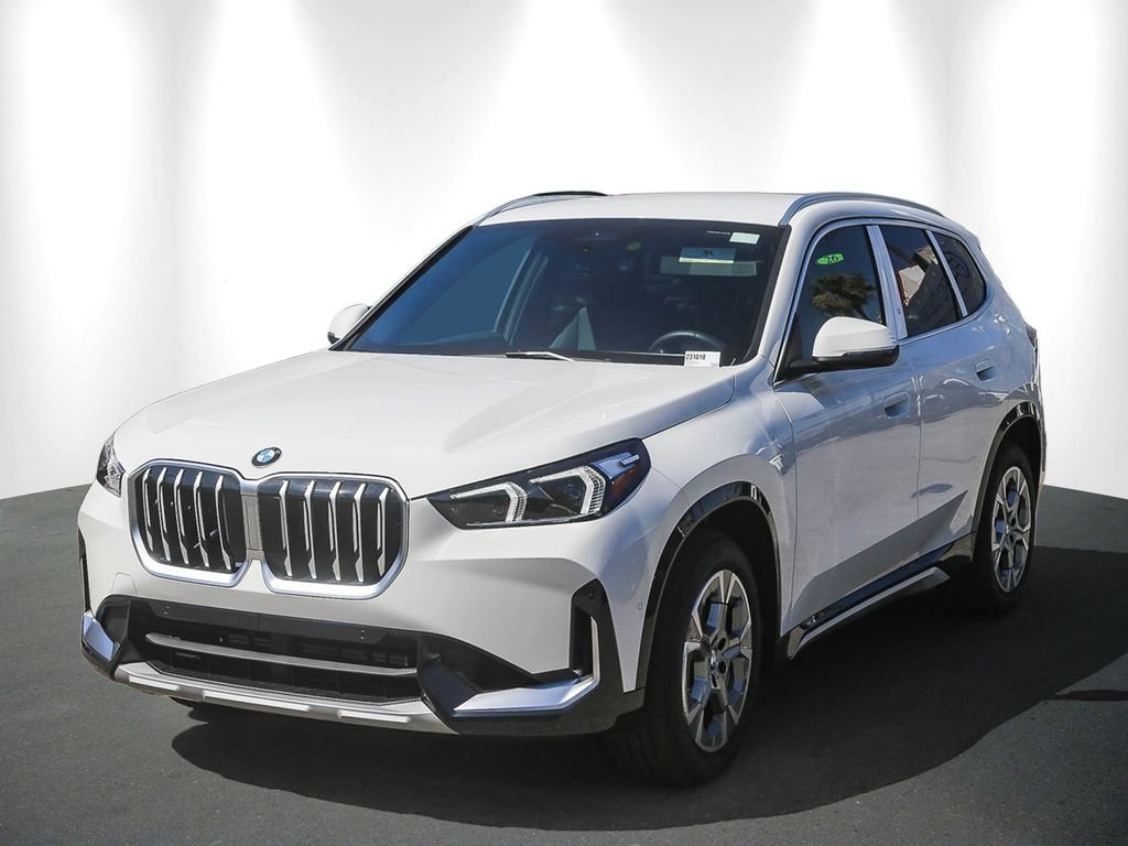 New 2026 Alpine White BMW xDrive28i image 3
