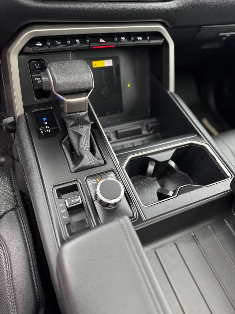 Used 2023 Ice Cap Toyota Limited image 21