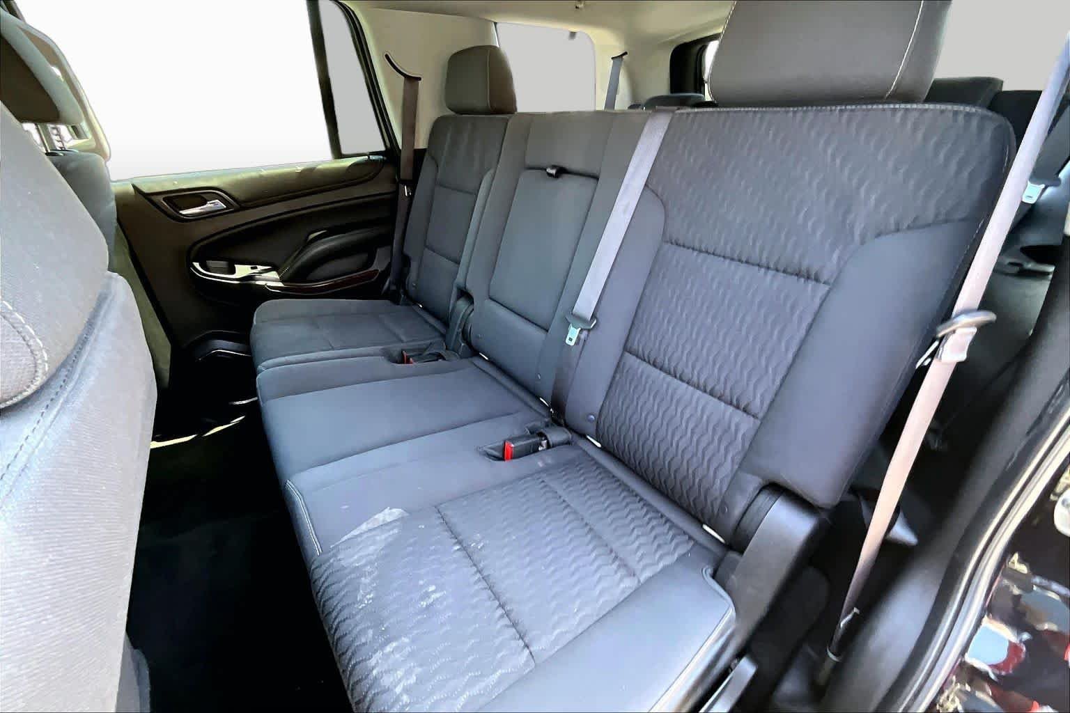 Used 2016 Onyx Black GMC SLE image 21