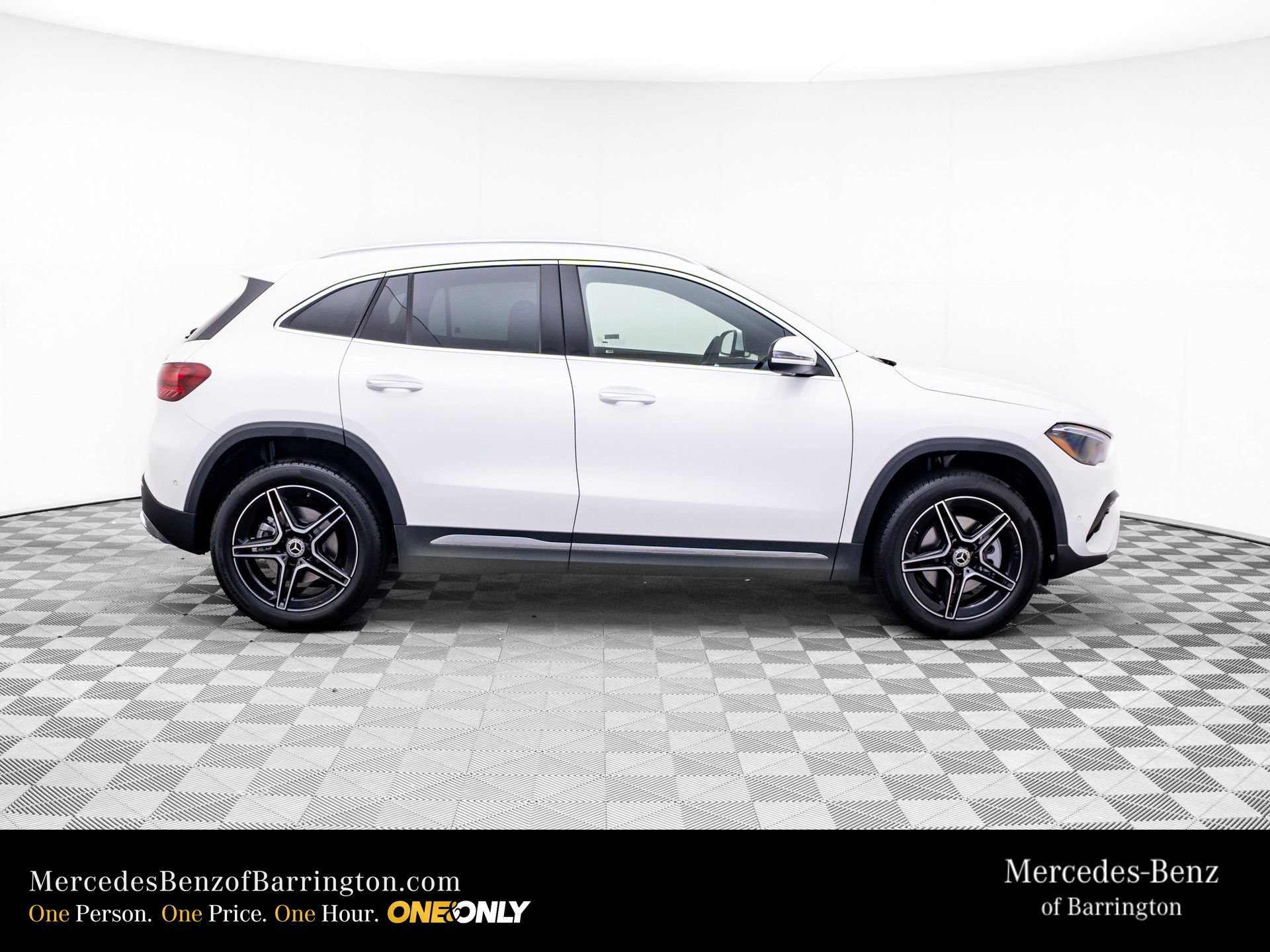 New 2026 Polar White Mercedes-Benz GLA 250 image 49