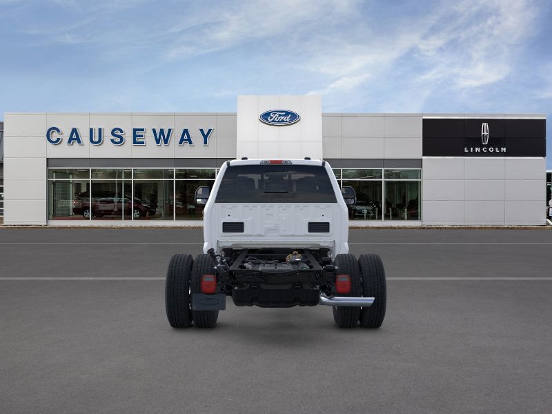 New 2026 Oxford White Ford F-350® XL image 28