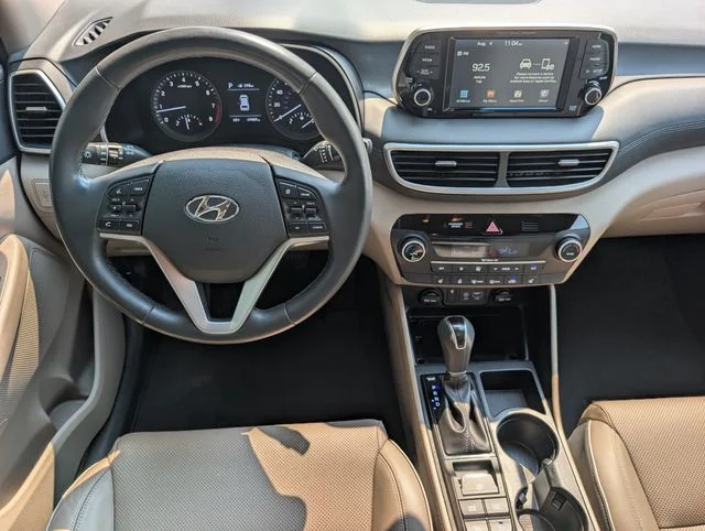 Used 2021 Black Noir Pearl Hyundai Limited image 10
