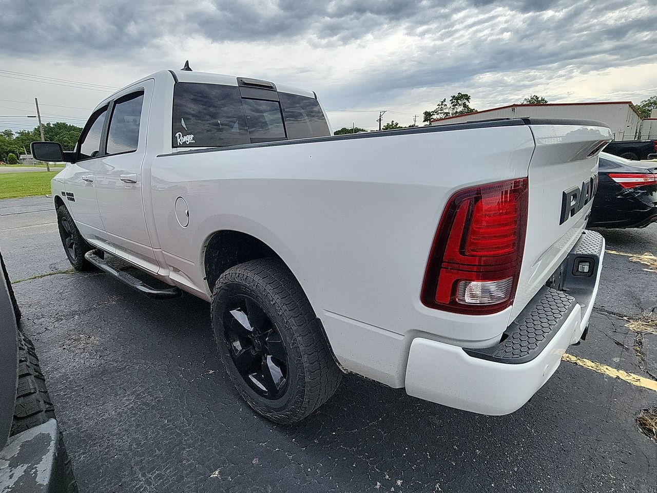 Used 2017 White Ram Night image 3