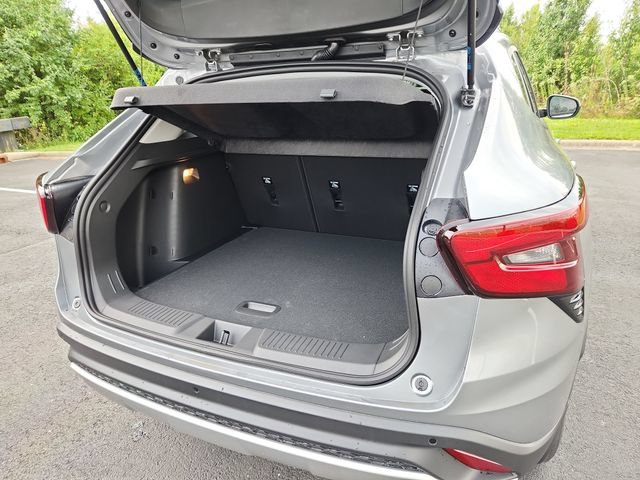 New 2026 Sterling Gray Metallic Chevrolet LT image 18