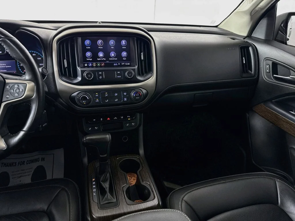 Used 2020 Gray GMC Denali image 28