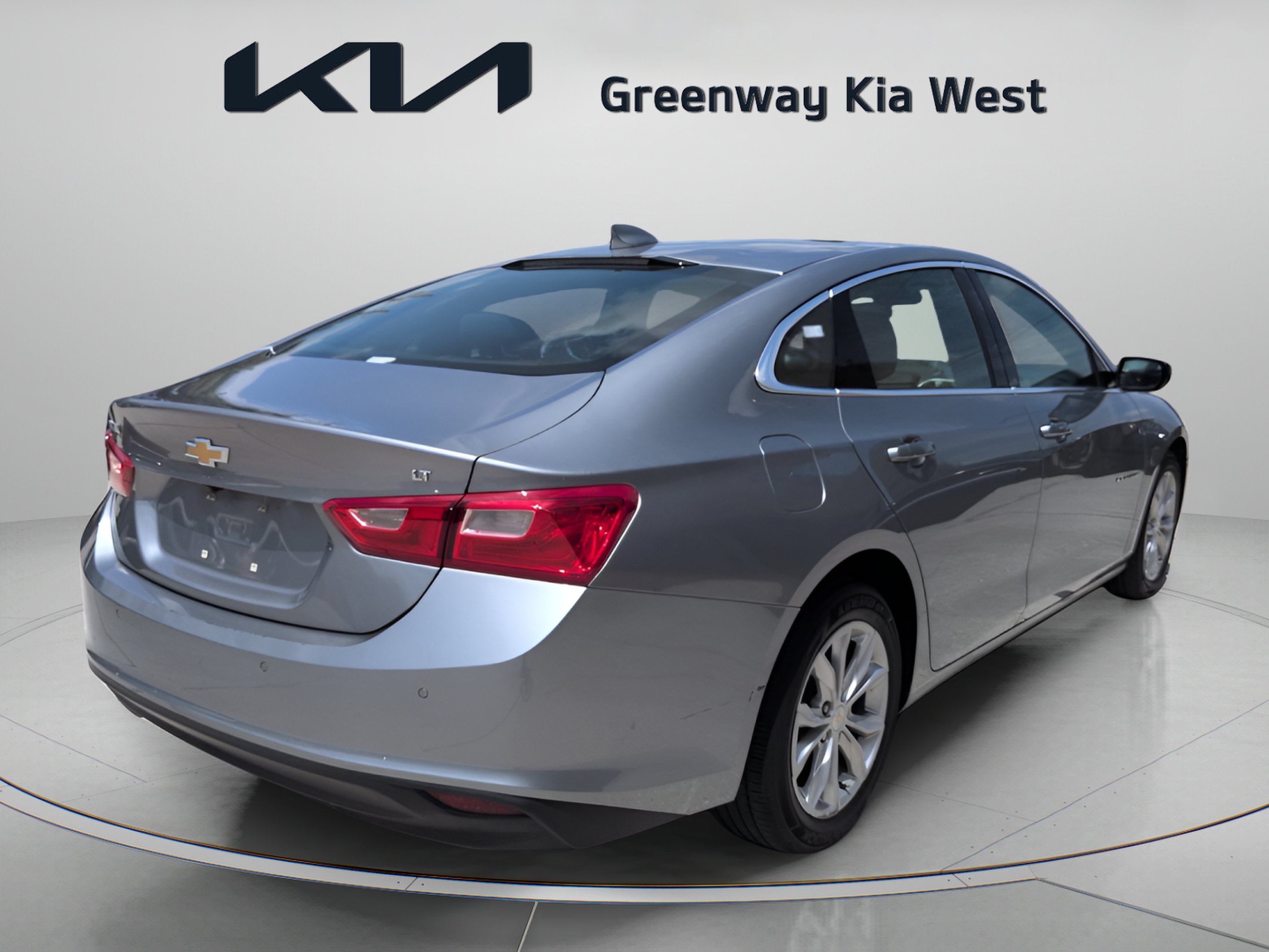 Used 2024 Sterling Gray Metallic Chevrolet LT image 8