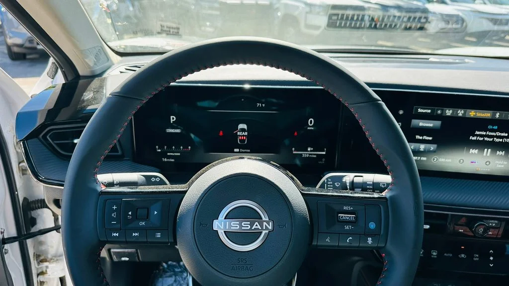 2026 Nissan KICKS SR - Photo 18
