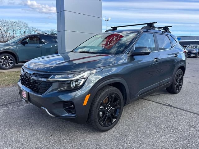 Used 2024 Gray Kia X-Line image 2
