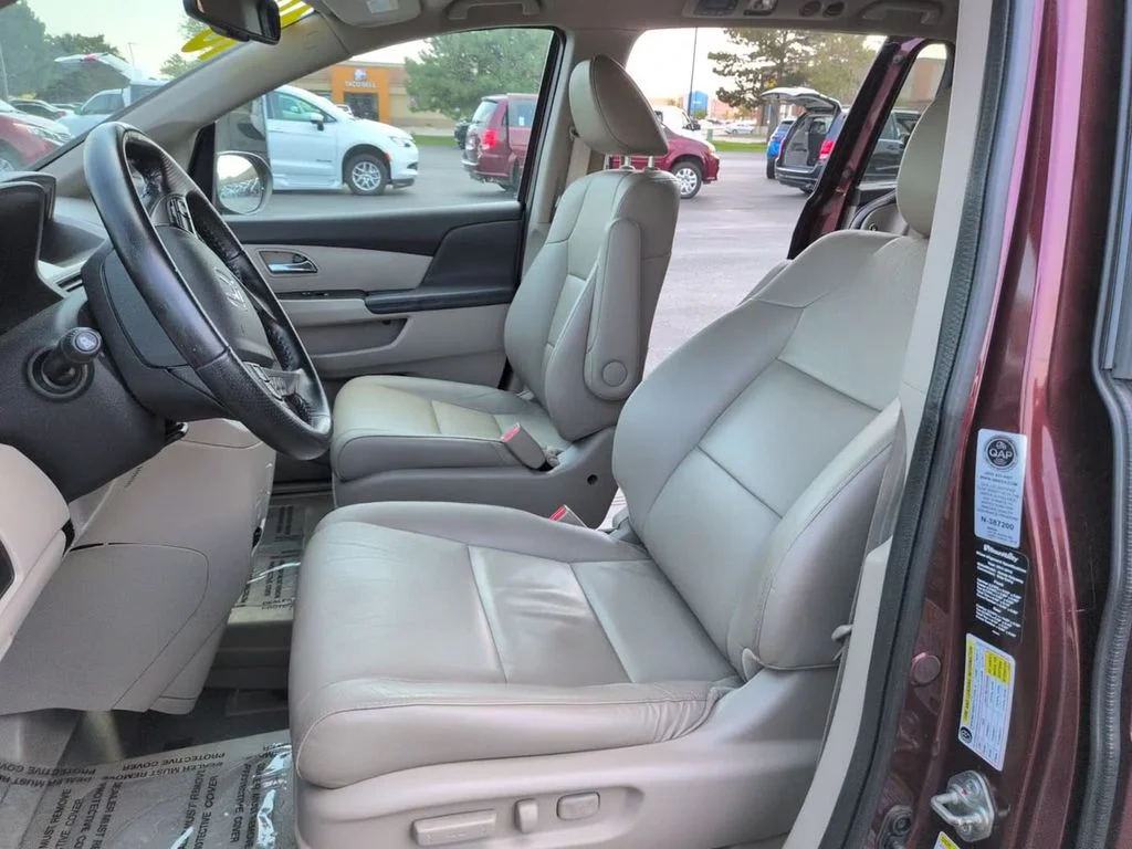 Used 2016  Honda EX-L image 14
