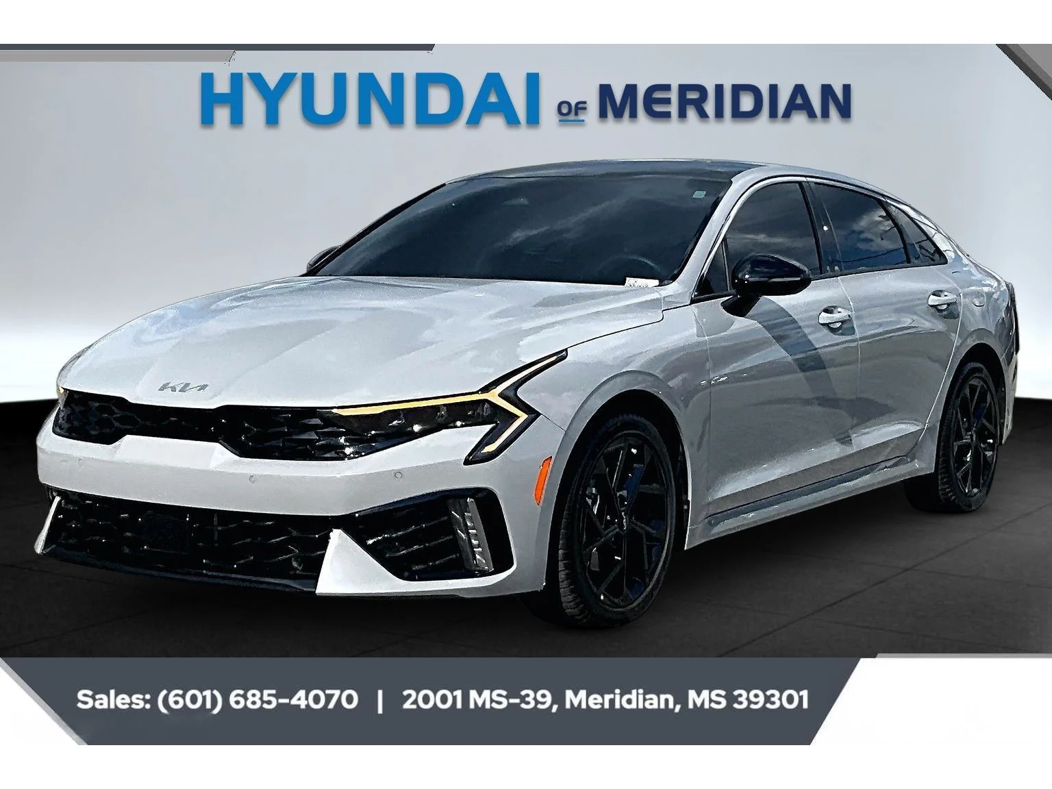 Used 2026 Wolf Gray Kia GT-Line image 10