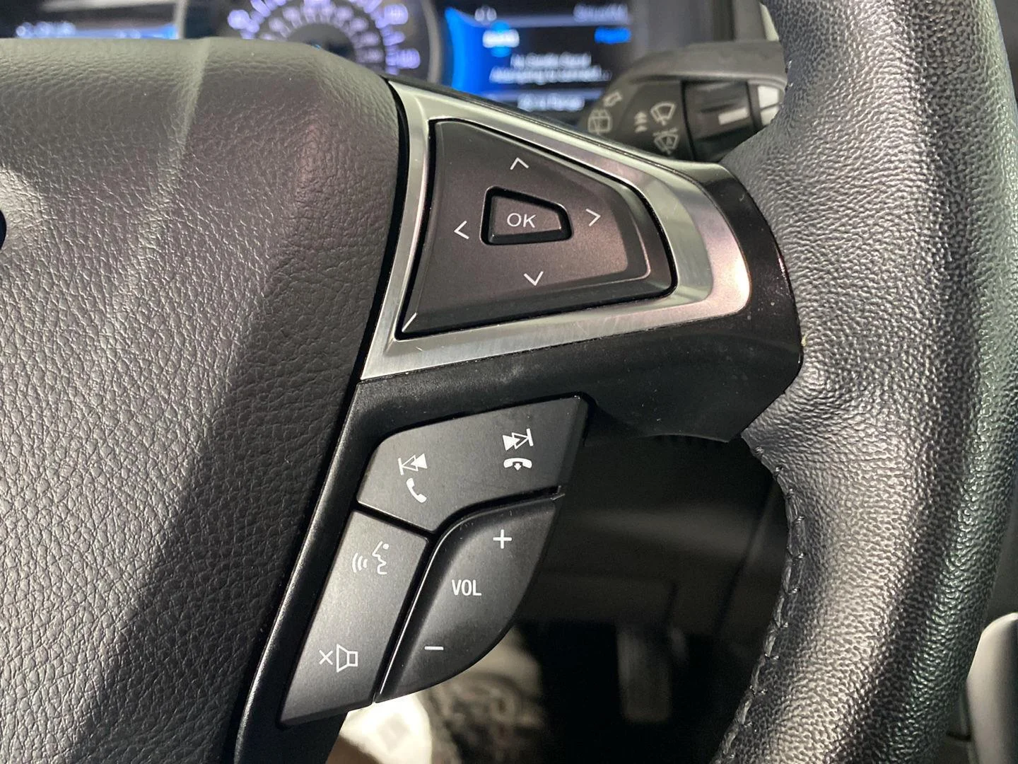 Used 2024 Agate Black Ford Titanium image 11