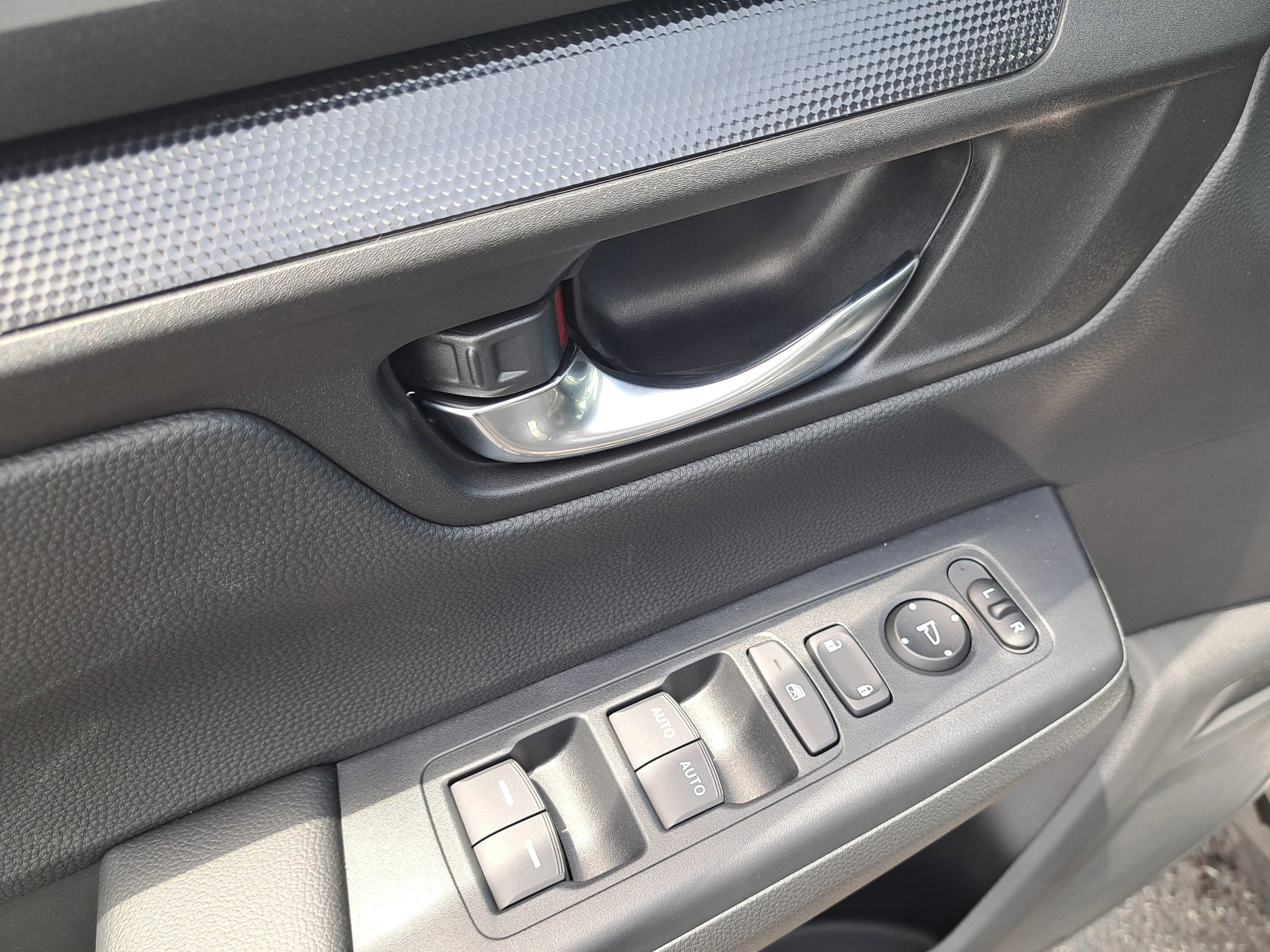 New 2026 Urban Gray Pearl Honda EX image 24