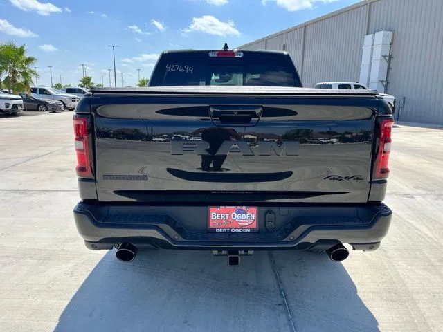 New 2026 Diamond Black Crystal Pearl-Coat Exterior Paint RAM Big Horn/Lone Star image 6
