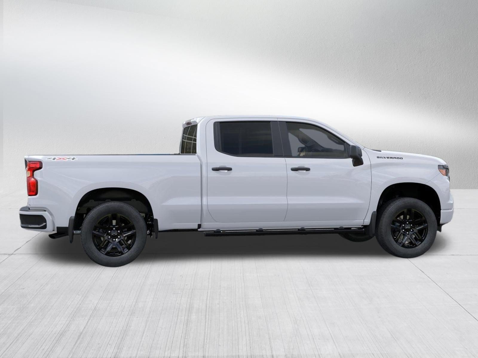 New 2026 Summit White Chevrolet Custom image 5