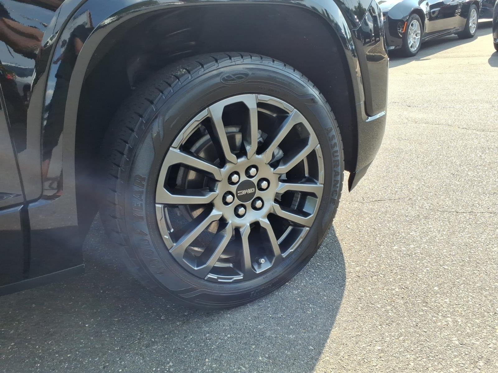 Used 2023 Ebony Twilight Metallic GMC Denali image 13
