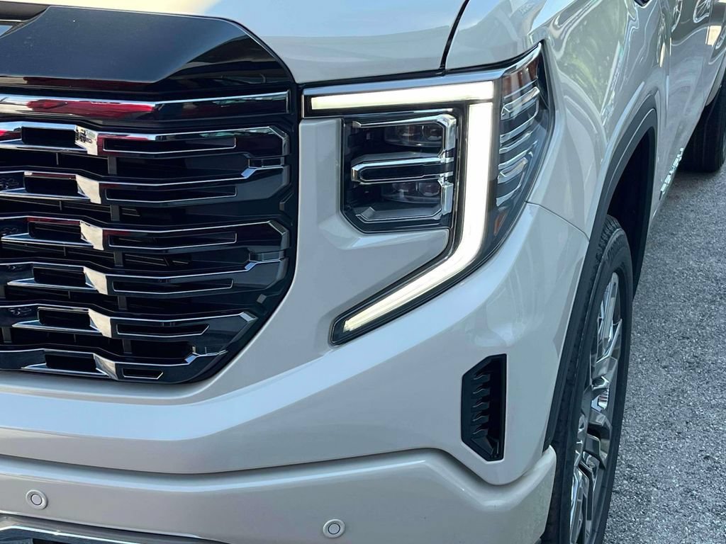 2026 GMC Sierra 1500 Denali Ultimate - Photo 9