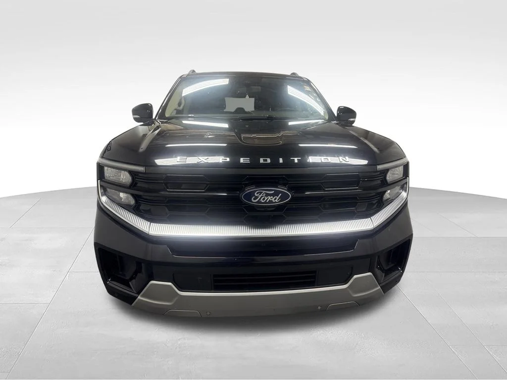 Used 2025 Black Ford Platinum image 2