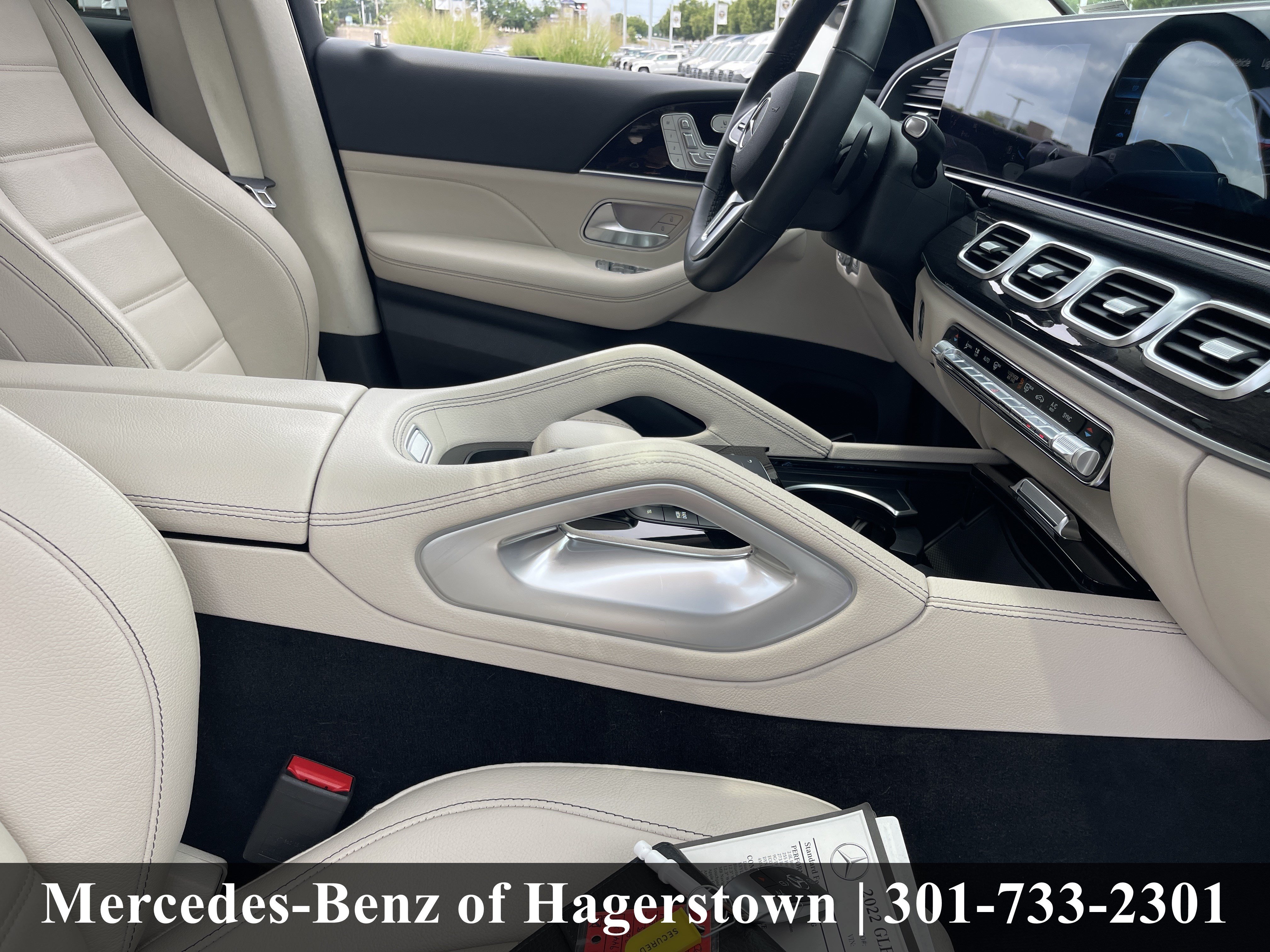 Certified Used 2022 Brilliant Blue Metallic Mercedes-Benz GLE 350 4MATIC® SUV image 25