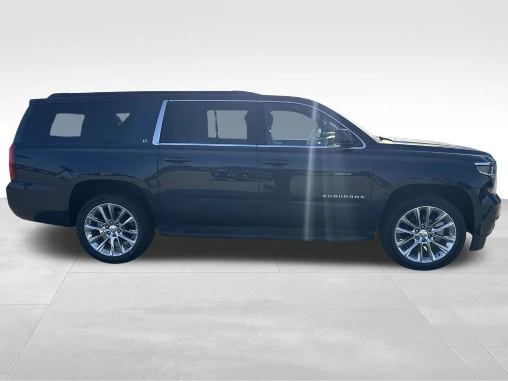 Used 2020 Blue Chevrolet LT image 3