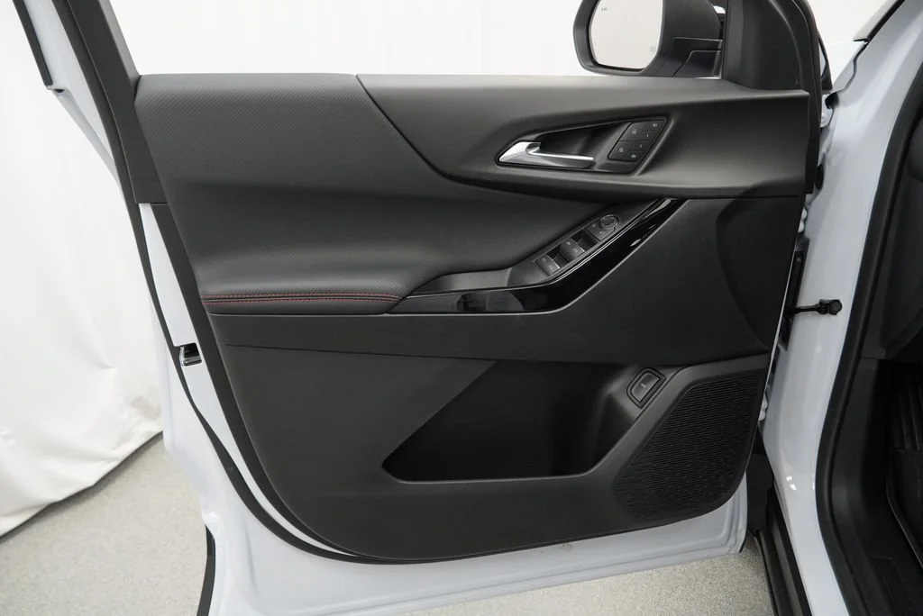 New 2027 Polar White Tricoat Chevrolet RS image 23
