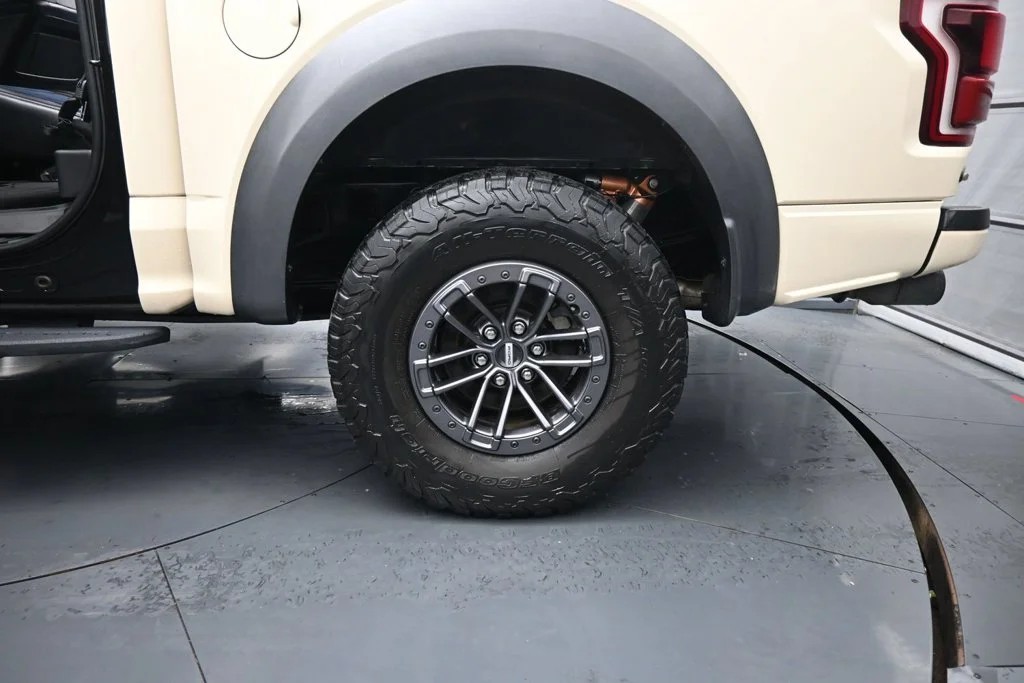Used 2019 Black Ford Raptor image 21