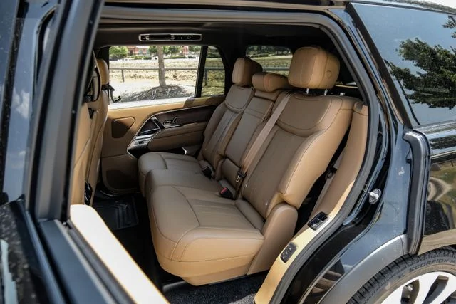 2026 Land Rover Range Rover SE - Photo 48