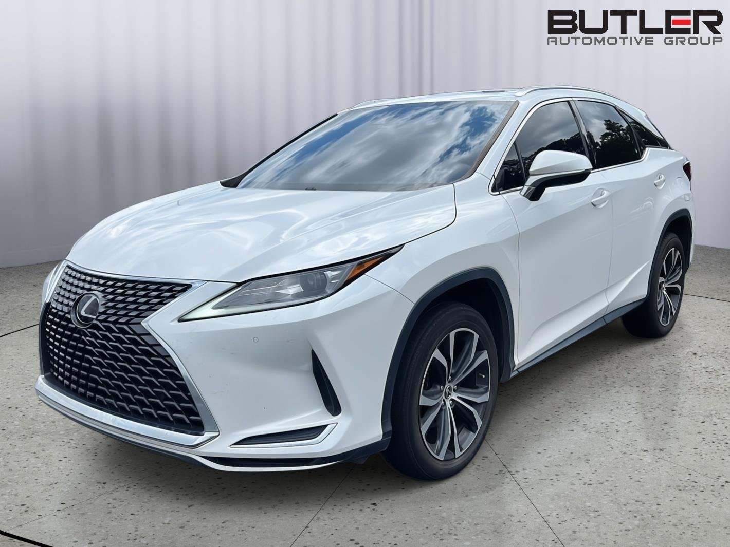 Used 2021 WHITE Lexus  image 1