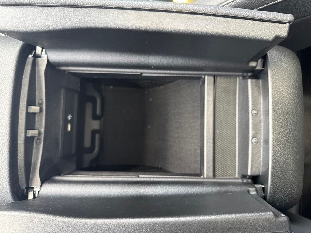 Used 2026 Gray Mercedes-Benz GLE 450 image 24