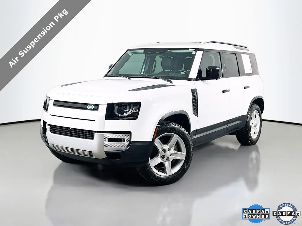 2023 Land Rover Defender SE's photo