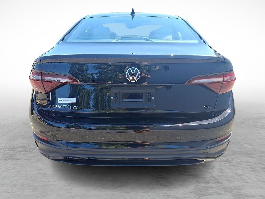 Certified Used 2024 Black Volkswagen 1.5T SE image 6