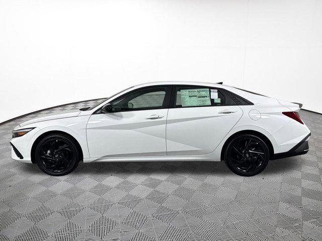 New 2026 White Hyundai SEL Sport image 2