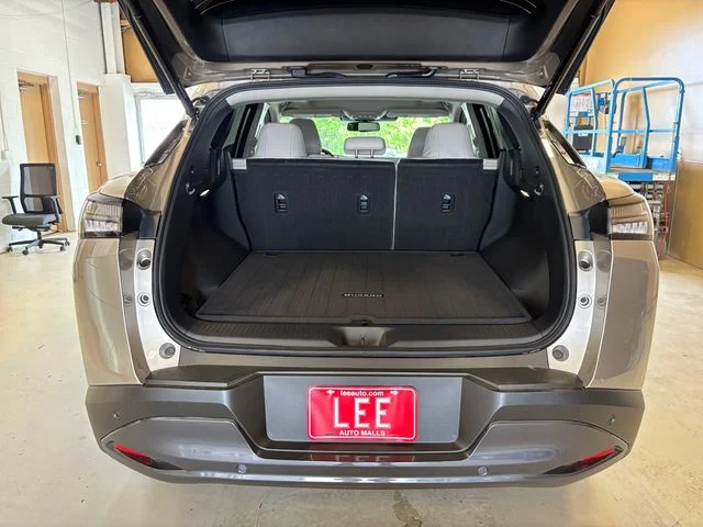 New 2026 Gold Nissan SL image 18