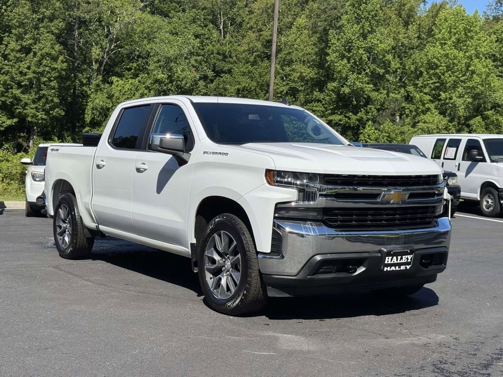 Used 2019 White Chevrolet LT image 2
