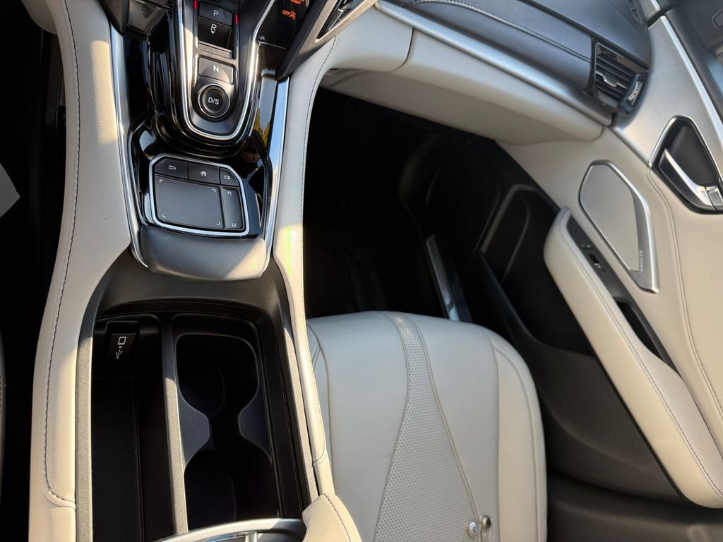 Used 2021  Acura Technology Package image 15