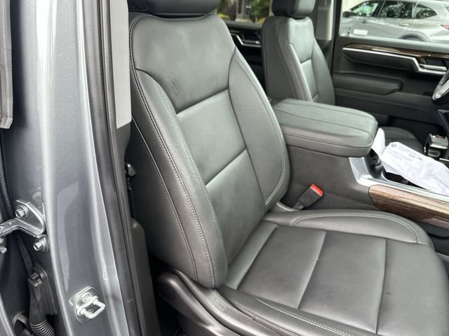 Used 2026 Silver GMC Elevation image 28