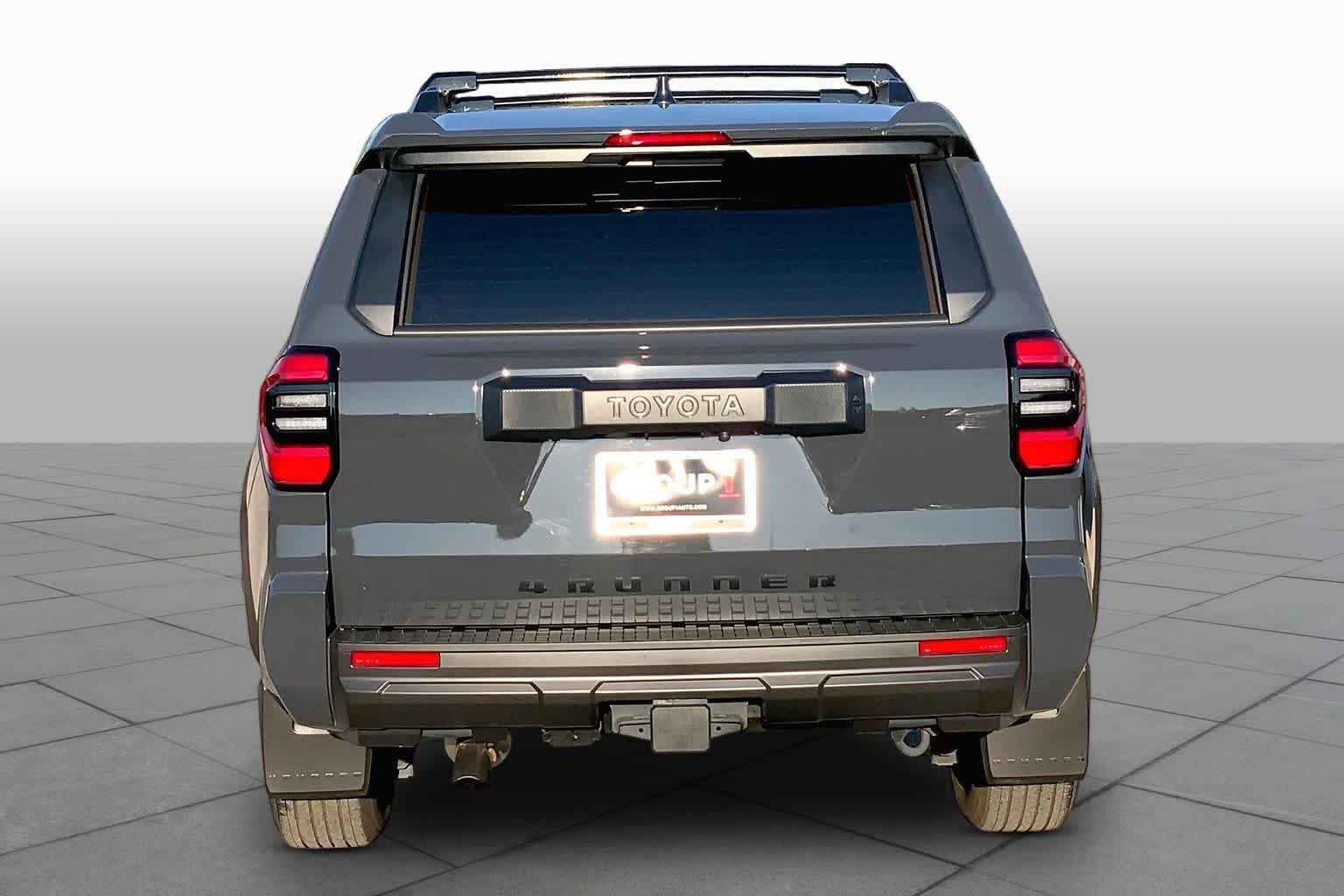 Used 2025 Underground Toyota SR5 image 5