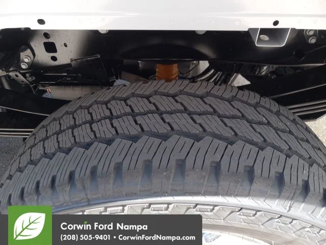 New 2026 Oxford White Ford F-350® Lariat® image 33
