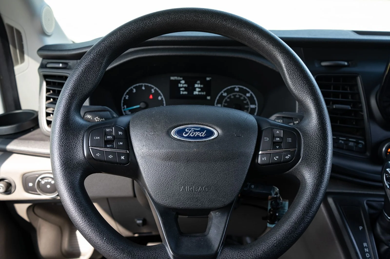 Used 2020 White Ford XL image 30