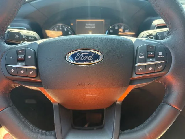 Used 2020 Oxford White Ford XLT image 27