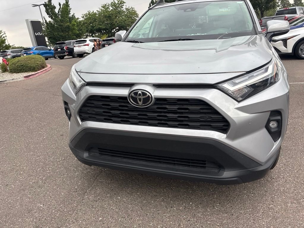 Used 2023 Silver Toyota XLE Premium image 5