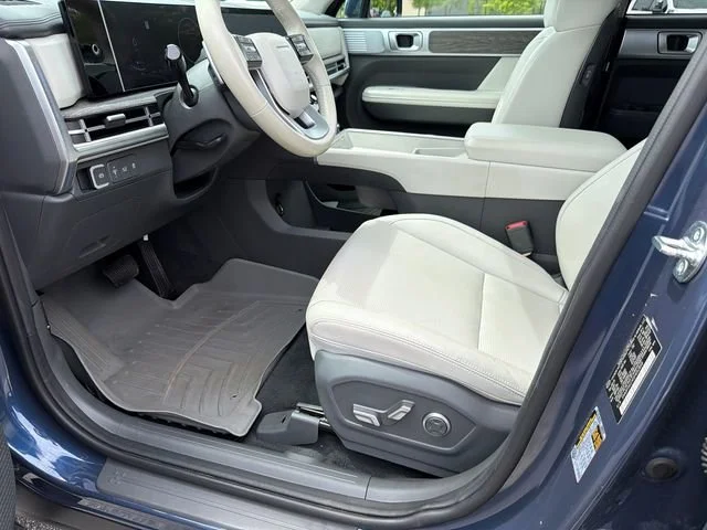 Used 2025 Blue Hyundai Limited image 9