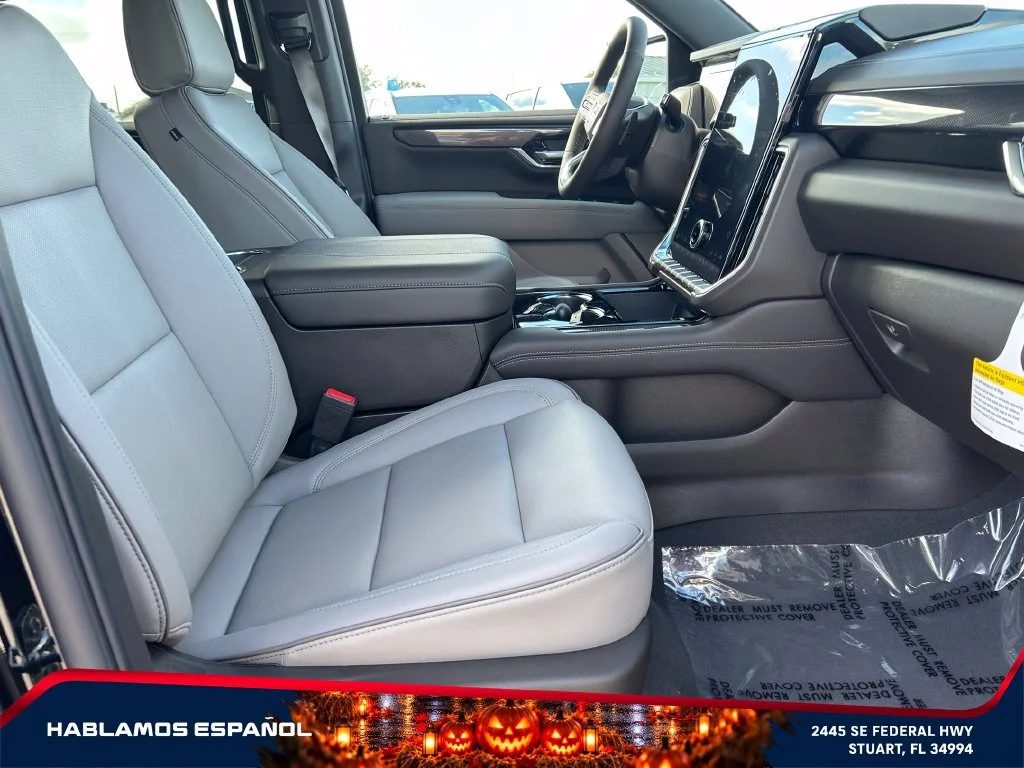 New 2026 Onyx Black GMC Elevation image 20