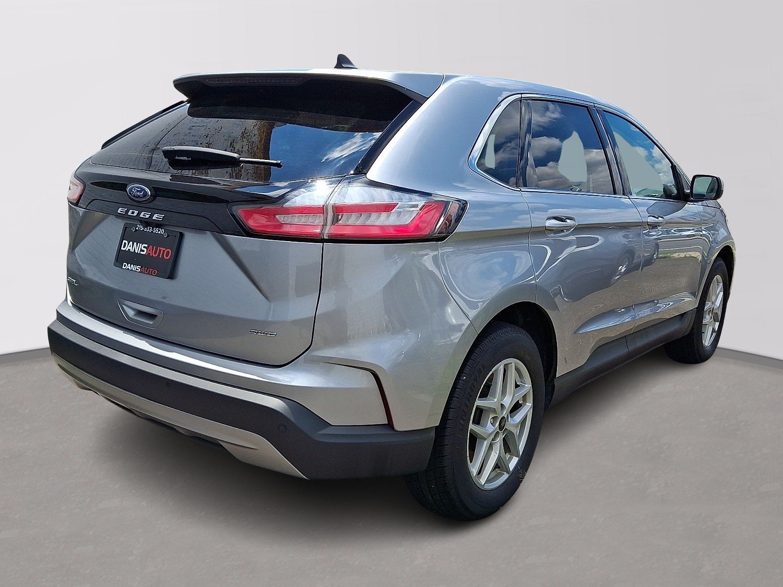 Used 2024 Iconic Silver Metallic - JS Ford SEL image 7
