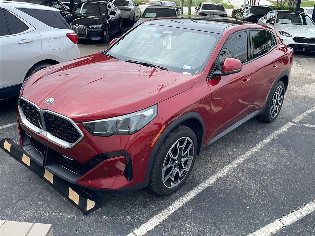 2025 BMW X2 xDrive28i's photo