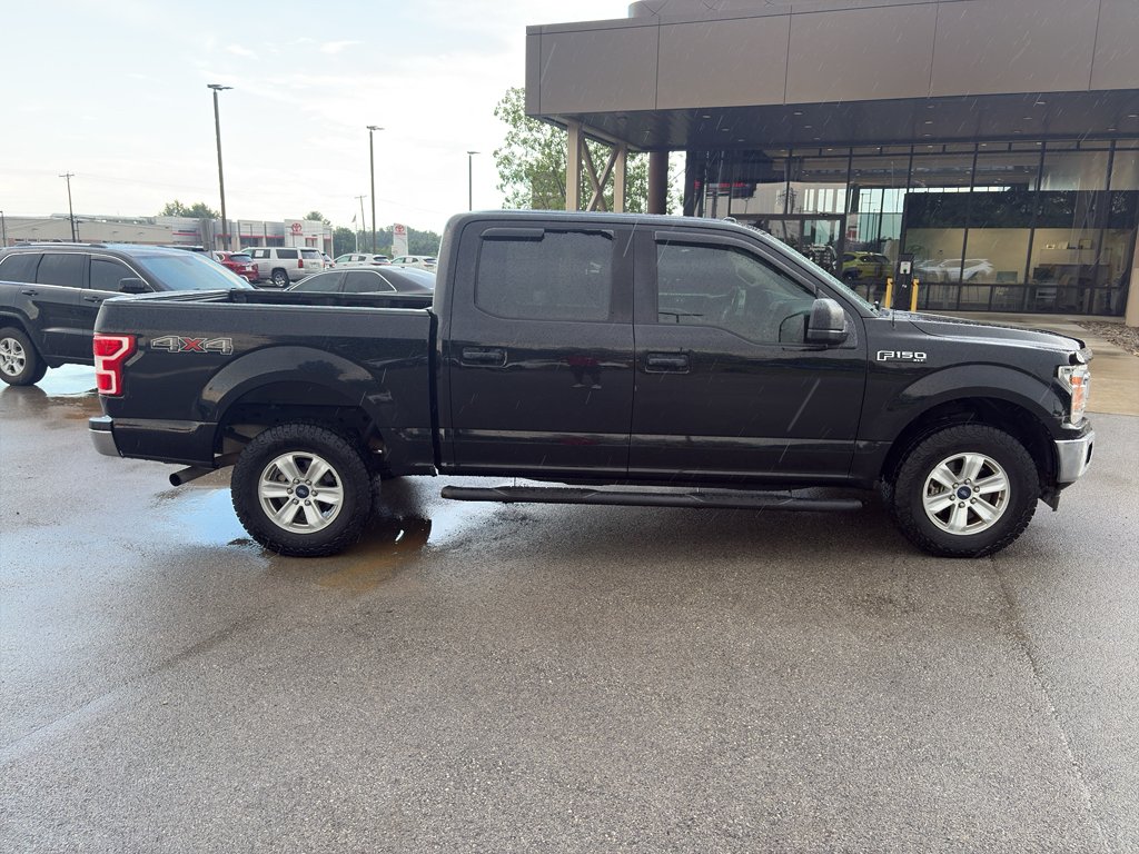 Used 2018 Shadow Black Ford XLT image 8