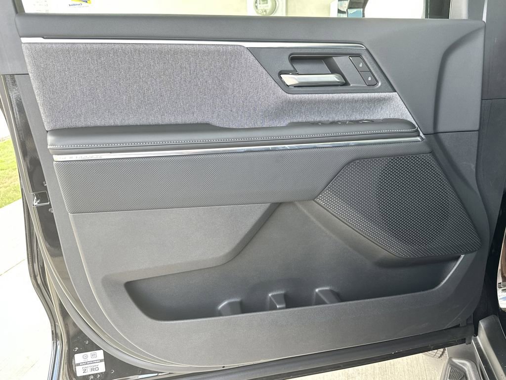 2026 GMC Sierra EV Elevation - Photo 10