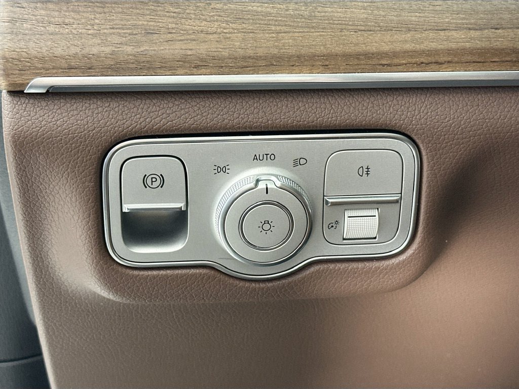 New 2026 Polar White Mercedes-Benz GLE 450 image 10