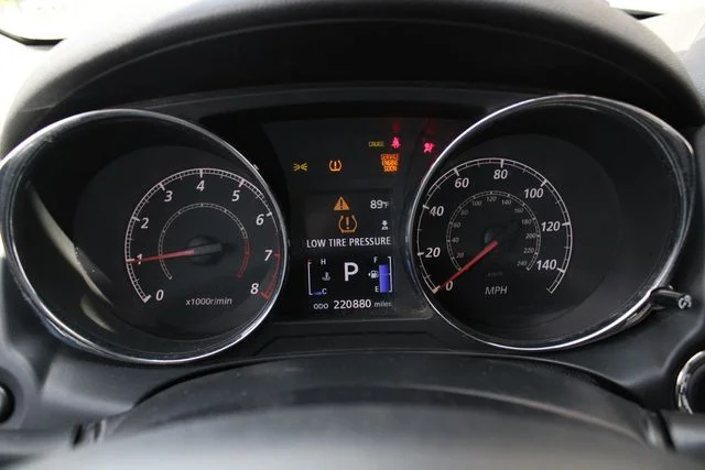 Used 2013  Mitsubishi LE image 8