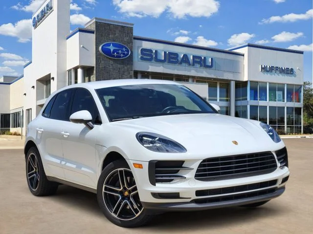 2020 Porsche Macan -'s photo